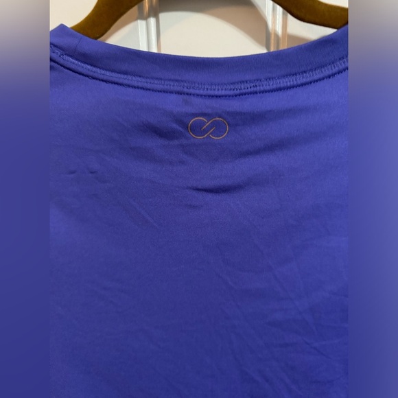 Calia by Carrie Underwood Blue Violet Short Sleeve Ruched Athletic Tee - Picture 6 of 7